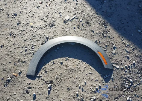 2010 Mini Cooper Clubman z USA, uszkodzony, nr VIN WMWML3C56ATX37508